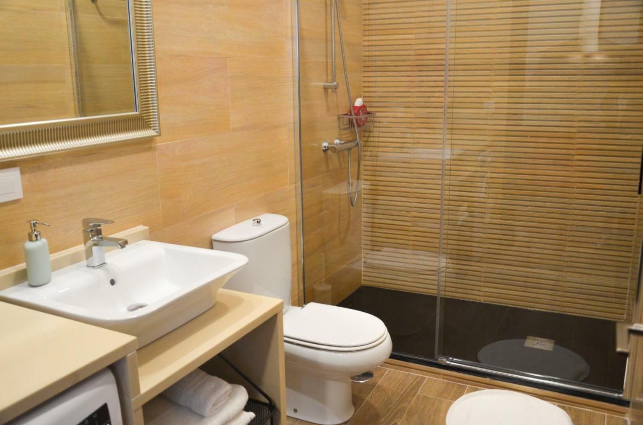 Apartamento San Jacinto III Севиля Екстериор снимка